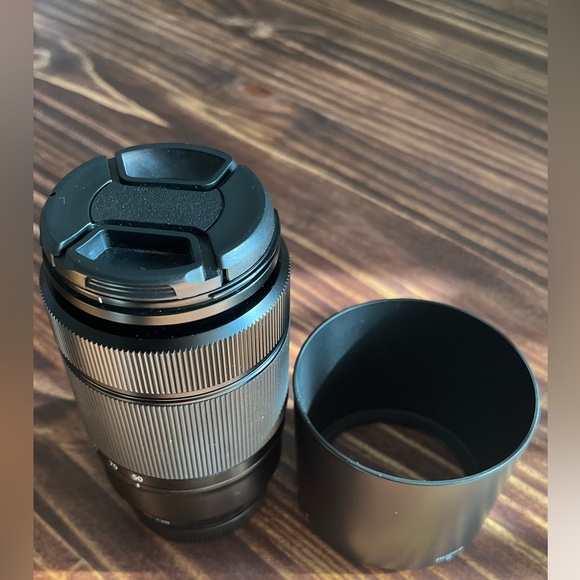 Fujifilm X Mount 50-230mm Zoom Lens - Picture 6 of 6